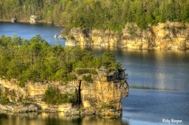 Cliffs along Summerville Lake, Summersville Lake Climbing Area, Nicholas County, New River Gorge Region