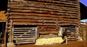 West Virginia Log Barn Diamond Notches