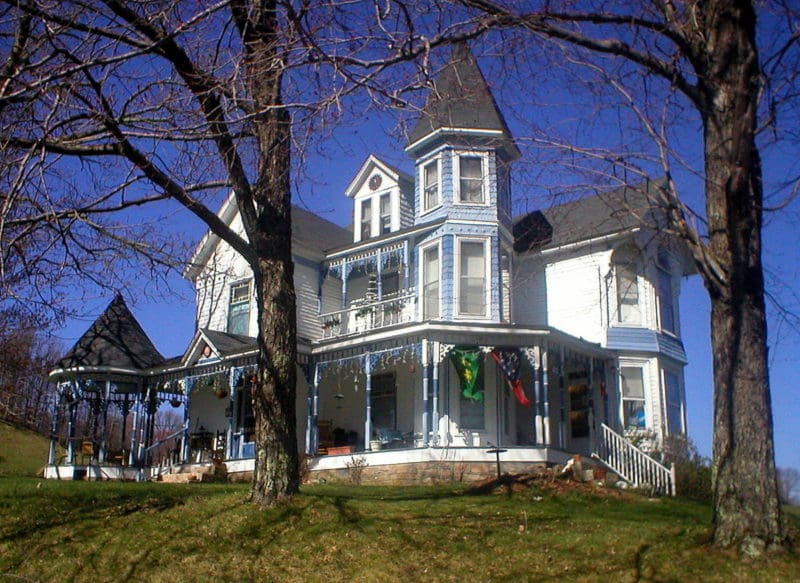 Mavis Manor at Flat Top, West Virginia (WV)