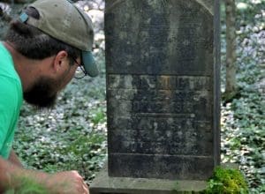 Alex Cole at Washington Grave