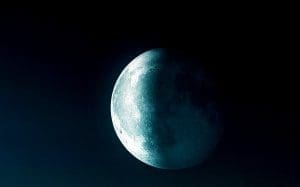 The Moon Man claimed his ancestors had come from the moon and had been forced to remain on Earth after a meteor knocked the moon out of its orbit.