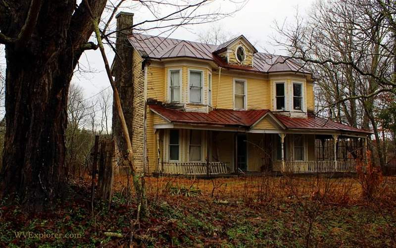 An old homestead stands on the edge of pastures south of Shades of Death Creek.