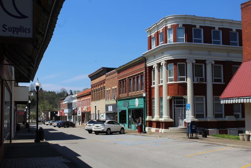Saint Albans, WV (West Virginia) Shops line historic Main Street in Saint Albans, WV (West Virginia), in Kanawha County.