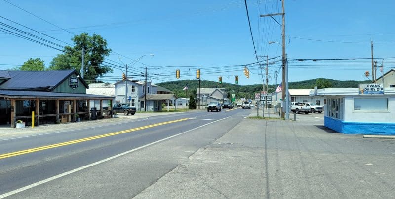 Fort Ashby, West Virginia The Frankfort Road and the Fort Ashby Highway converge in downtown Fort Ashby, West Virginia.